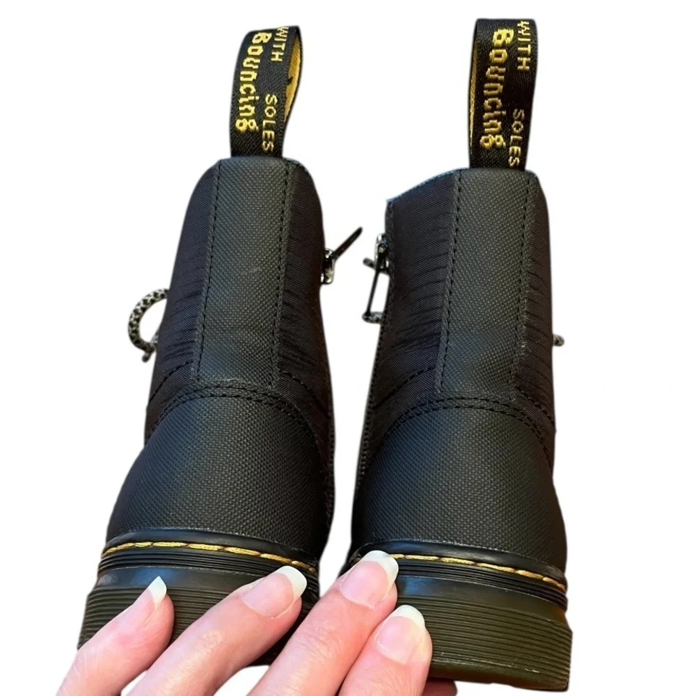 Dr. Martens Junior Combs Utility Boots Size 13 (Youth Kids)